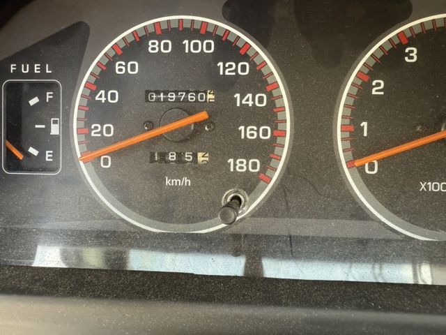 一手手排車/1.9萬低里程/有後座出風口/適合生意人 需要貨運工具的老闆、攤販!  第4張相片