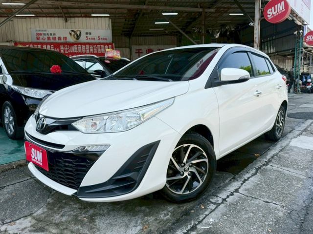 頂級~影音~倒車顯影~定速~多功能方向盤~循跡防滑~5安全氣囊~里程保證實跑9萬公里  第1張相片