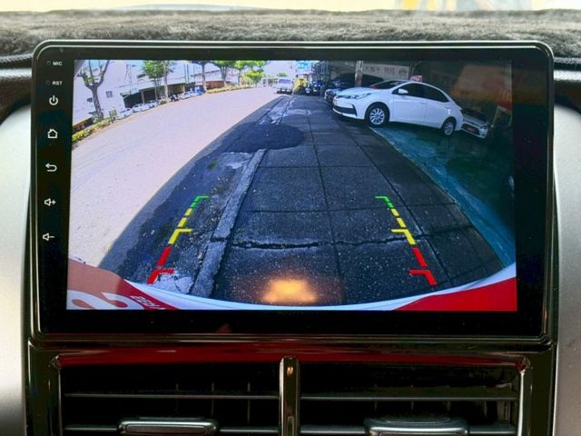 頂級~影音~倒車顯影~定速~多功能方向盤~循跡防滑~5安全氣囊~里程保證實跑9萬公里  第10張相片
