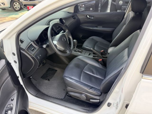 一手車里程保證實跑9萬公里~可全額貸  第3張相片