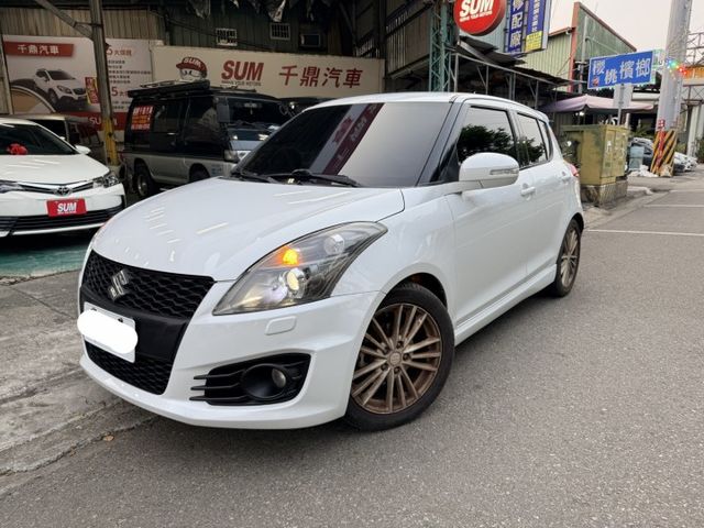 日系進口~SPORT版~I-KEY~HID頭燈~循跡防滑~換檔快撥~電折~恆溫~里程保證實跑17萬  第1張相片