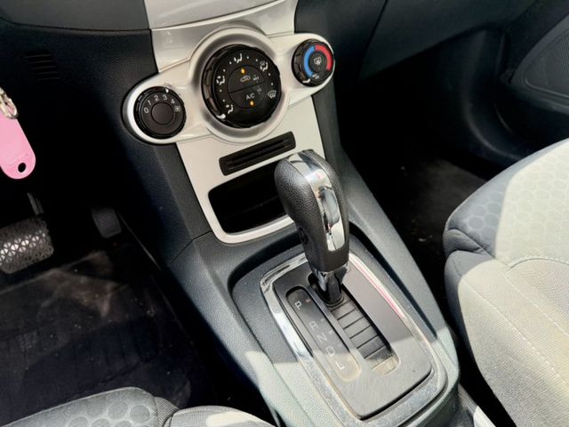 經濟實惠優質代步車~里程保證/實車實價/可全額貸  第8張相片