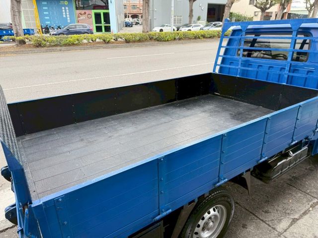 手排貨車/油壓式昇降機/創業好夥伴,載貨輕鬆入門款~  第5張相片