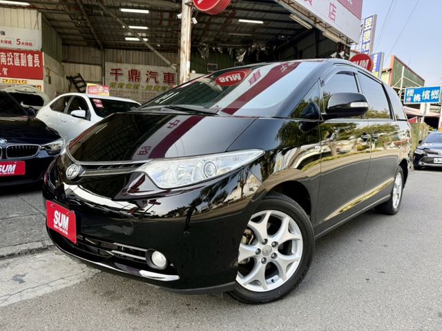 一手車/七人座/電動尾門/定速/I-KEY/雙天窗/影音/電動椅/舒適大空間  第1張相片