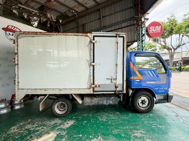 3.5噸/車斗可客製化/車況健康無待修/賺錢好夥伴/里程有保證/可貸款  第4張相片