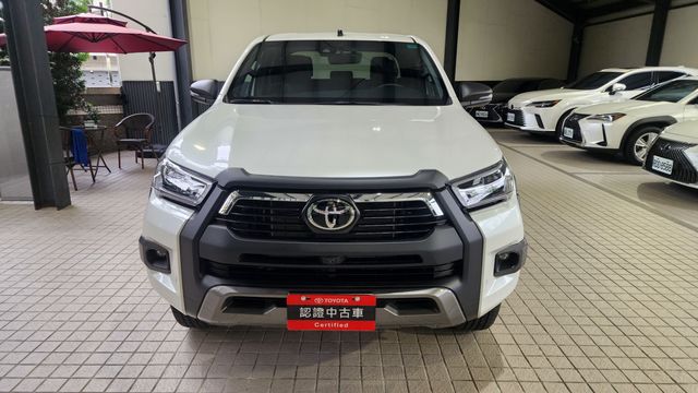 HILUX 2.8  第2張相片