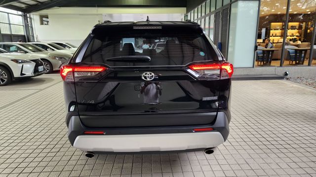 RAV4 2.0  第5張相片
