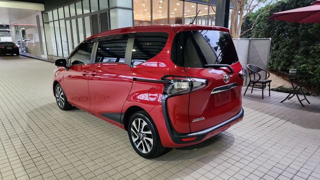 SIENTA 1.8  第4張相片