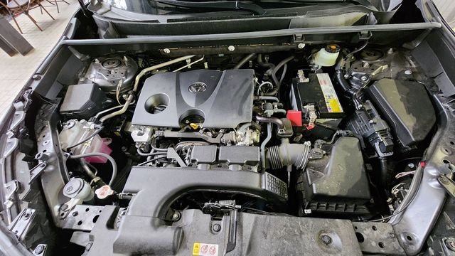 RAV4 2.0  第10張相片