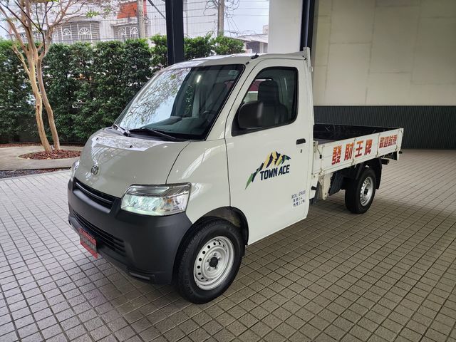 TOWN ACE 1.5  第3張相片