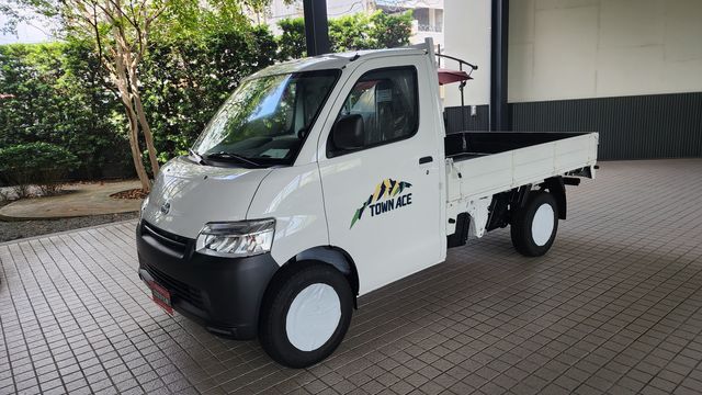 TOWN ACE 1.5  第3張相片