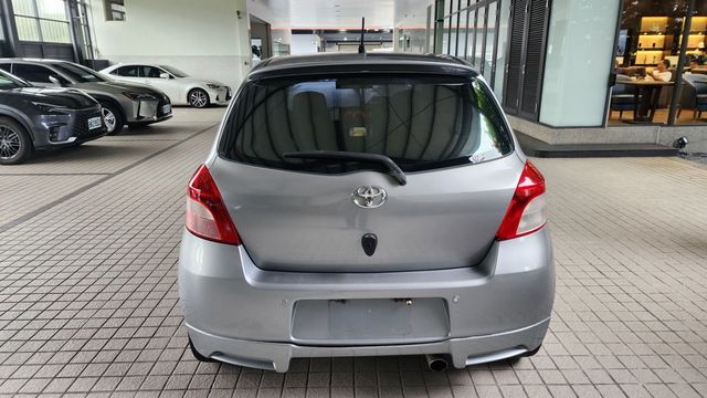YARIS 1.5  第4張相片