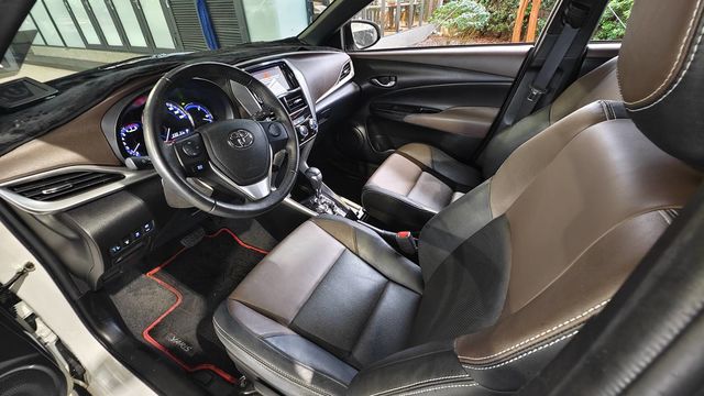 YARIS 1.5  第7張相片