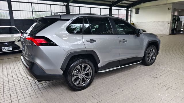 RAV4 2.0  第6張相片