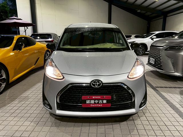 SIENTA 1.8  第2張相片