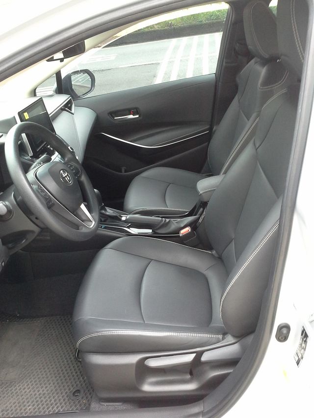 ALTIS 1.8  第8張相片