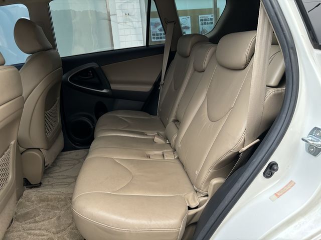 RAV4 2.4 2WD  第8張相片