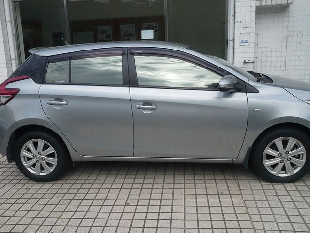 YARIS 1.5  第4張相片