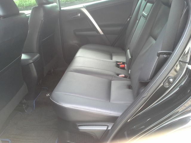 RAV4 2.5 HV  第7張相片
