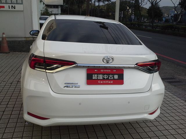 ALTIS 1.8  第5張相片