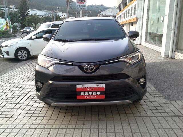RAV4 2.0  第2張相片
