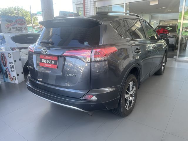 RAV4 2.5  第5張相片