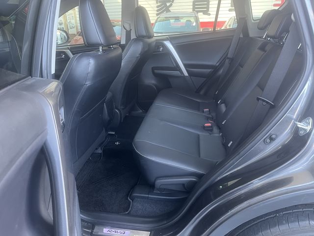 RAV4 2.5  第8張相片