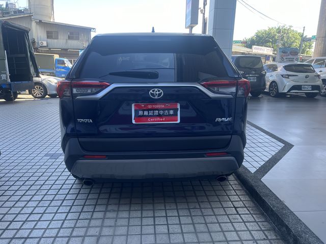 RAV4 2.0  第5張相片
