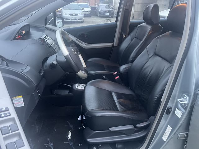 YARIS 1.5  第8張相片
