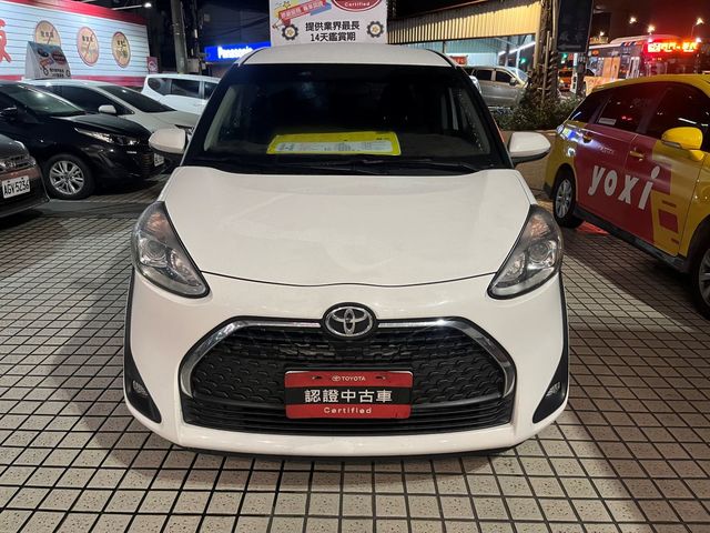 SIENTA 1.8  第2張相片