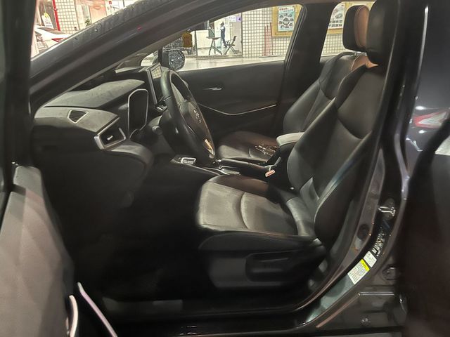 ALTIS 1.8  第8張相片