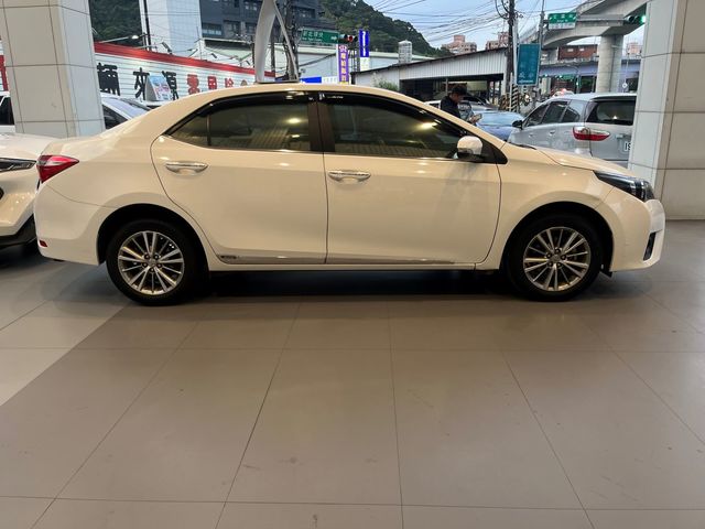 ALTIS 1.8  第4張相片