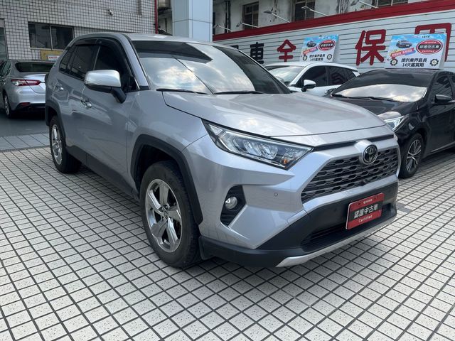 RAV4 2.0  第3張相片