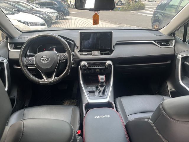 RAV4 2.0  第7張相片
