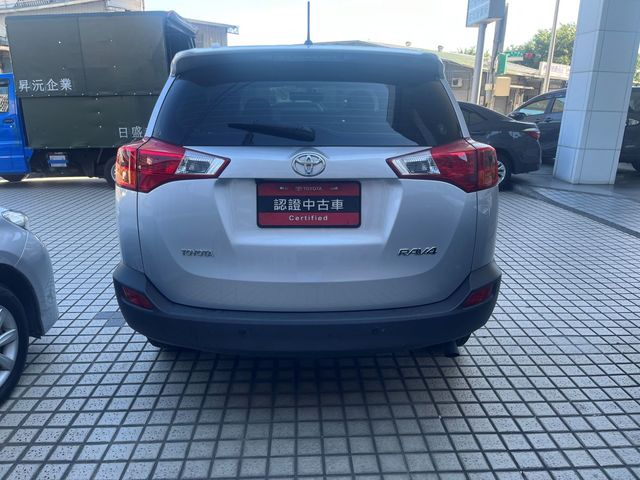 RAV4 2.0  第6張相片