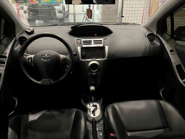 YARIS 1.5  第7張相片