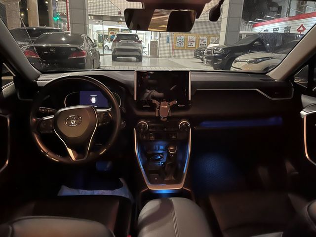 RAV4 2.5 HV  第7張相片