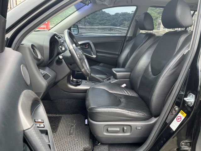 RAV4 2.4 2WD  第8張相片