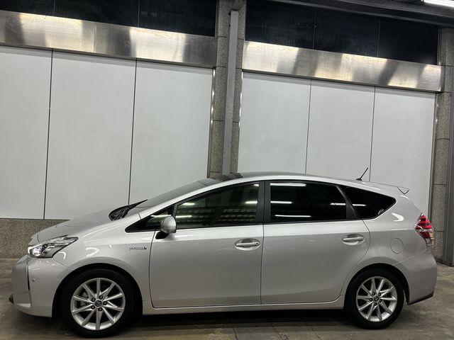 PRIUS α 1.8  第4張相片