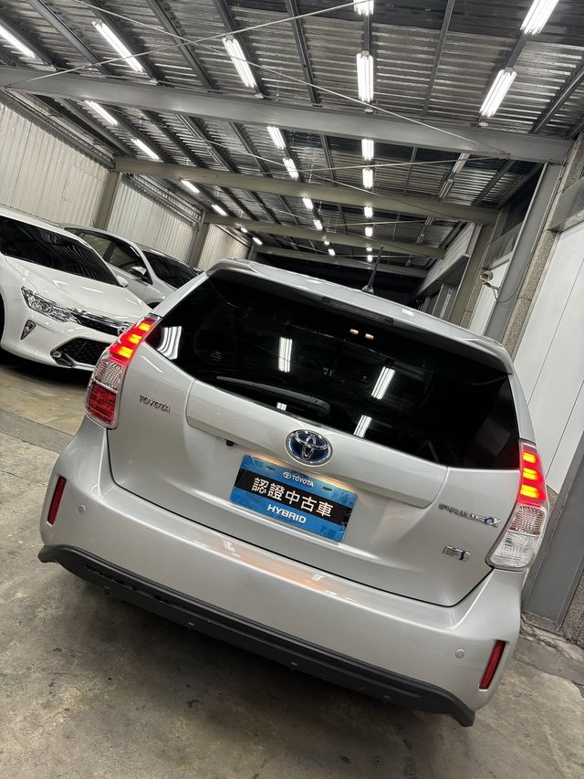 PRIUS α 1.8  第6張相片