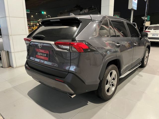 RAV4 2.0  第5張相片