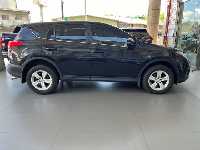 RAV4 2.0  第4張相片