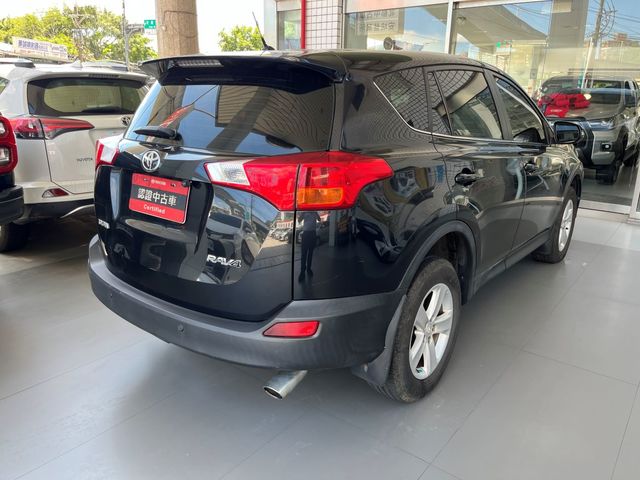 RAV4 2.0  第5張相片