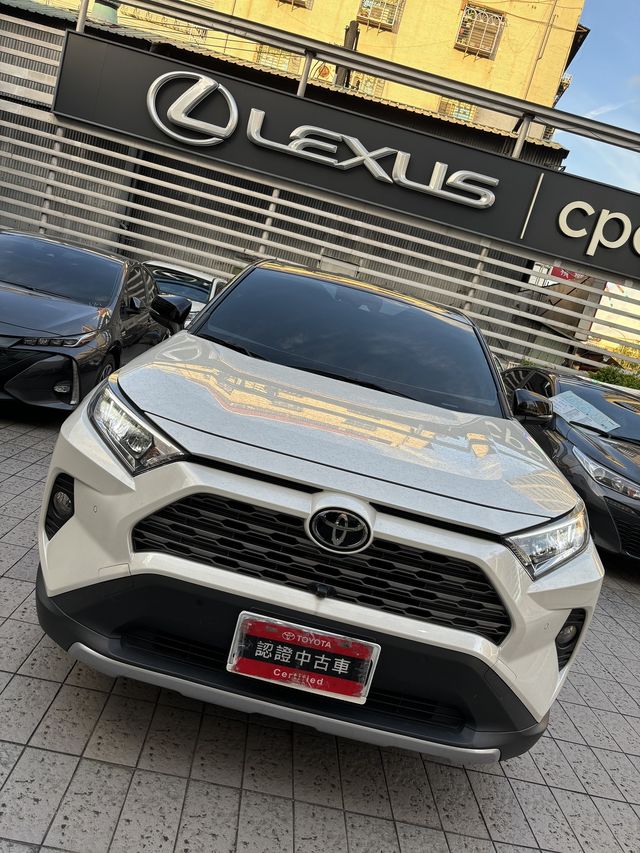 RAV4 2.0  第2張相片