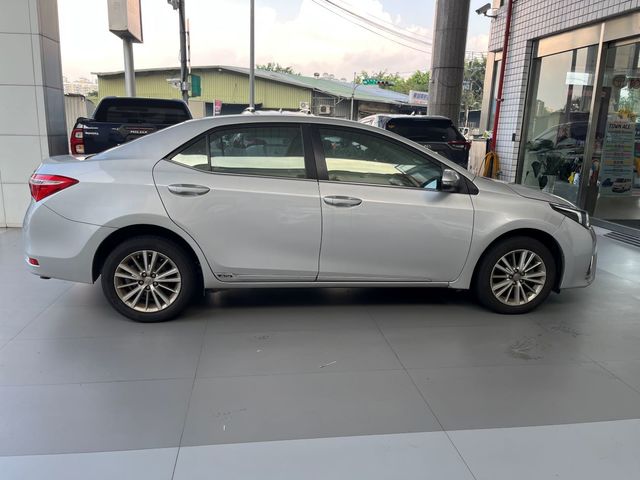 ALTIS 1.8  第3張相片