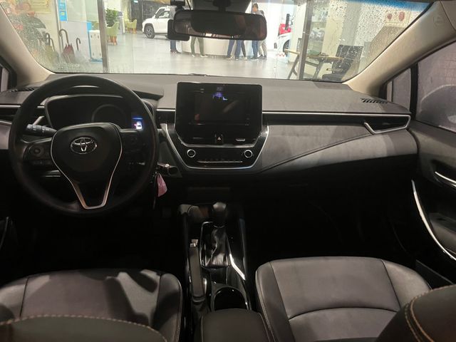 ALTIS 1.8  第7張相片