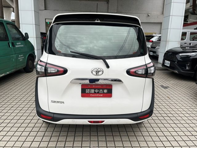 SIENTA 1.8  第6張相片