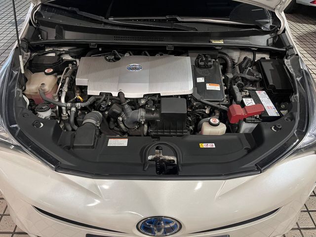 PRIUS 1.8  第10張相片