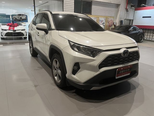 RAV4 2.0  第3張相片
