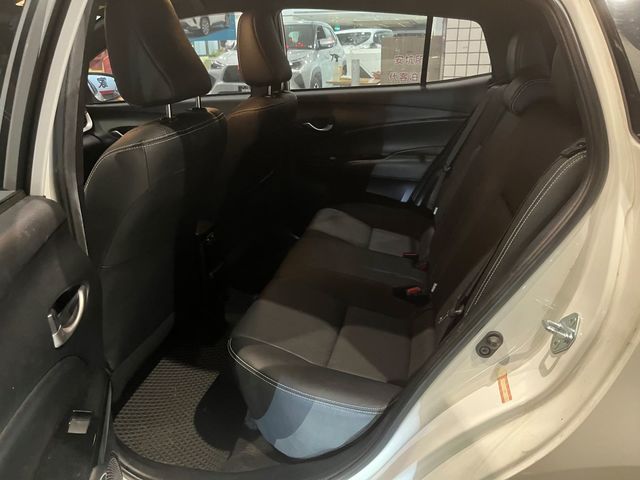 YARIS 1.5  第9張相片